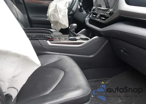 2020 Toyota Highlander Hybrid Limited z USA, uszkodzony, nr VIN 5TDXBRCHXLS012219